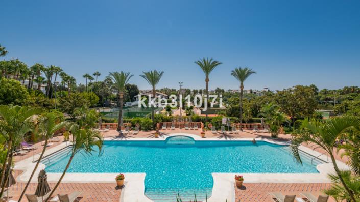 Image No.29-3 Bed Apartment for sale