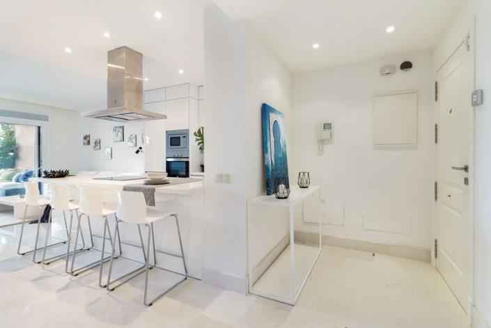 Image No.8-2 Bed Apartment for sale