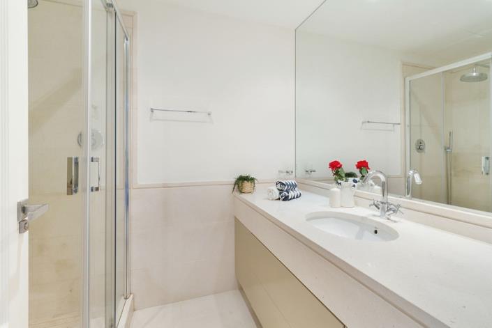 Image No.16-2 Bed Apartment for sale