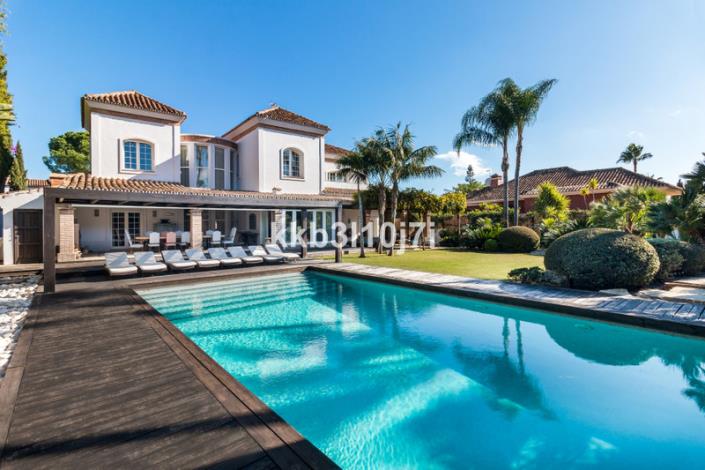 Image No.4-5 Bed Villa / Detached for sale