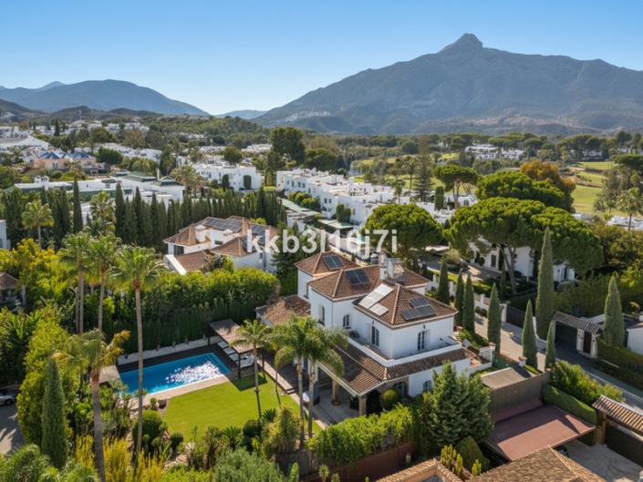 Image No.20-5 Bed Villa / Detached for sale