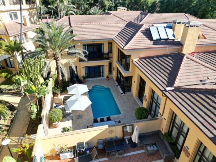 Image No.45-4 Bed Villa / Detached for sale