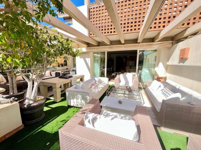 Image No.21-3 Bed Apartment for sale