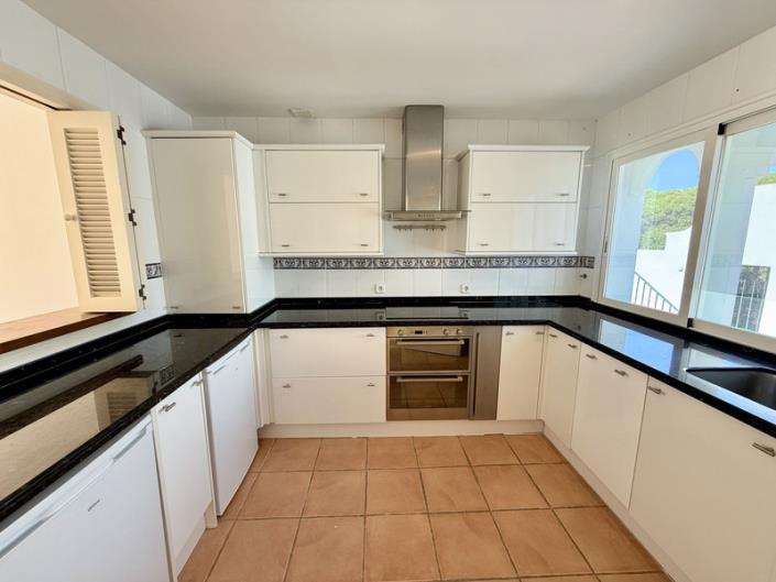 Image No.9-2 Bed Penthouse for sale