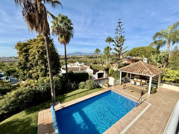 Image No.3-Villa / Détaché de 4 chambres à vendre à Guadalmina