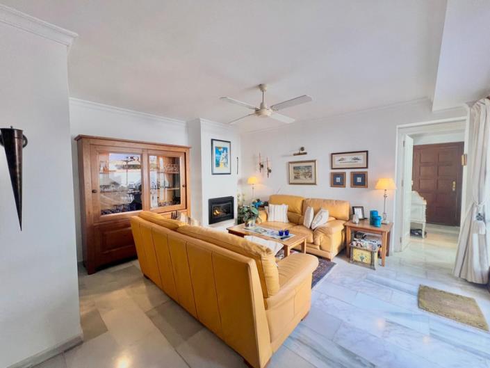 Image No.6-3 Bed Semi-Detached for sale