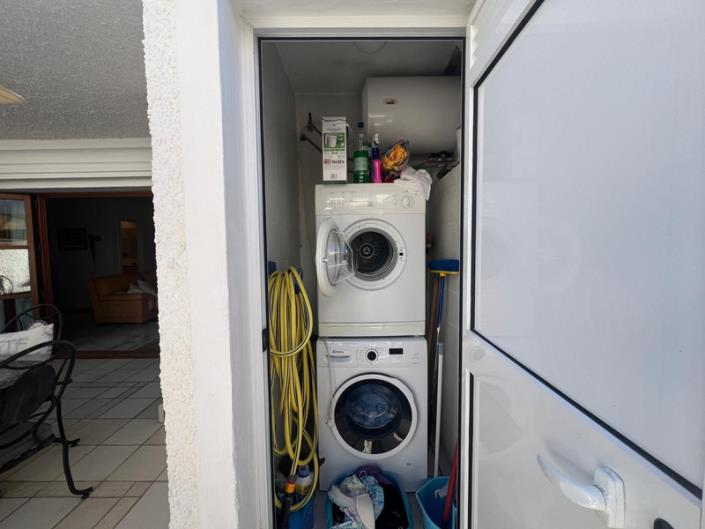 Image No.17-3 Bed Semi-Detached for sale