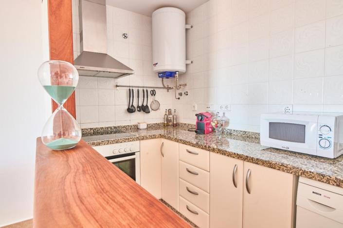 Image No.12-2 Bed Apartment for sale