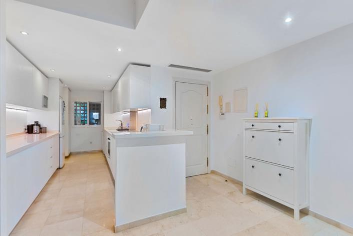 Image No.6-3 Bed Apartment for sale