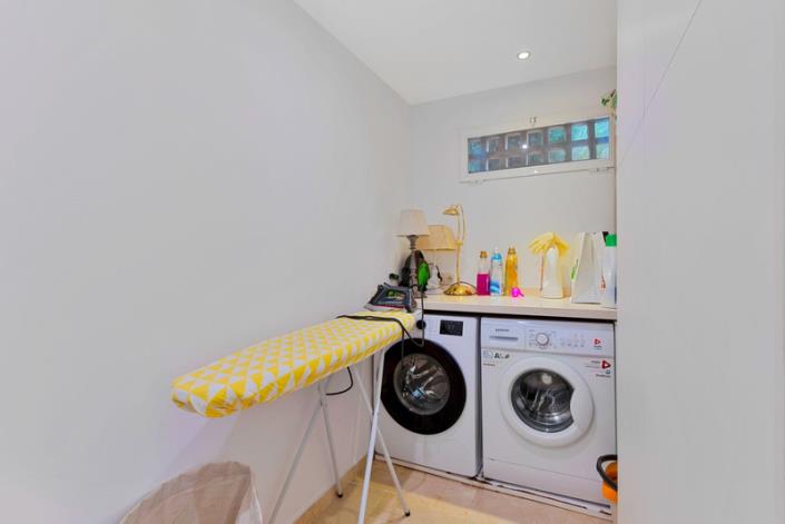 Image No.9-3 Bed Apartment for sale