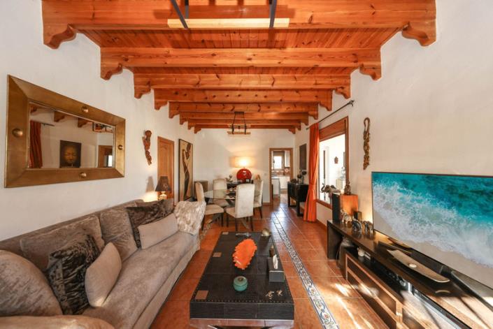 Image No.10-2 Bed Villa / Detached for sale