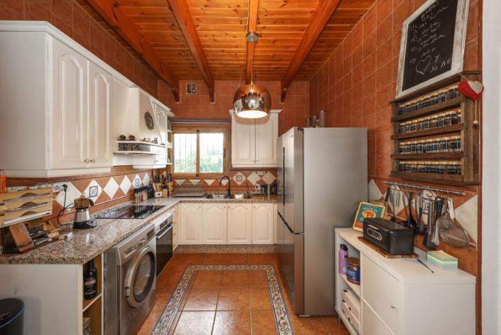 Image No.12-2 Bed Villa / Detached for sale