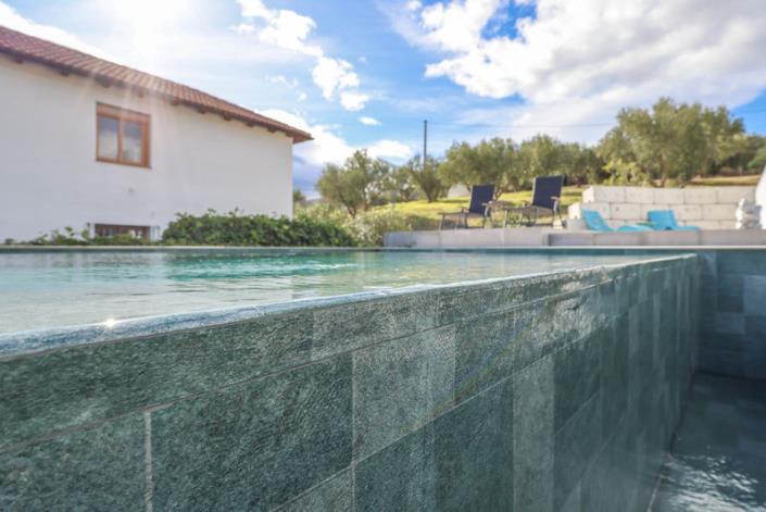 Image No.27-2 Bed Villa / Detached for sale