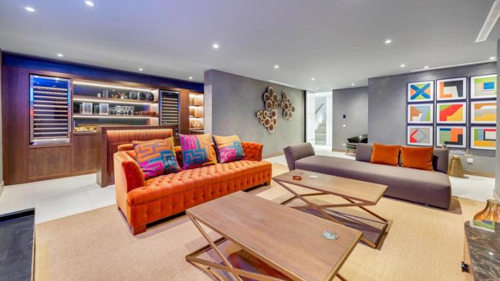 Image No.15-5 Bed Villa / Detached for sale