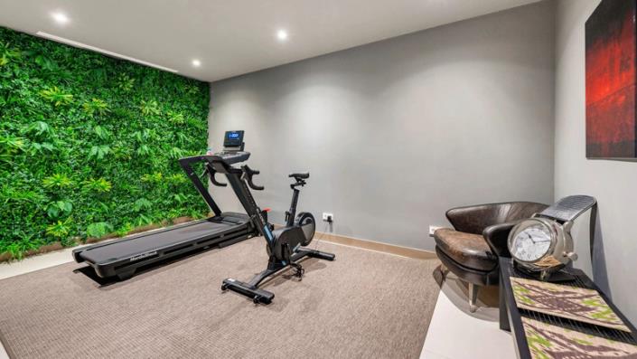 Image No.20-5 Bed Villa / Detached for sale