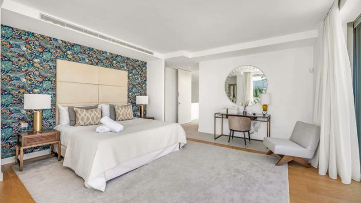 Image No.22-5 Bed Villa / Detached for sale