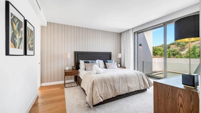 Image No.30-5 Bed Villa / Detached for sale