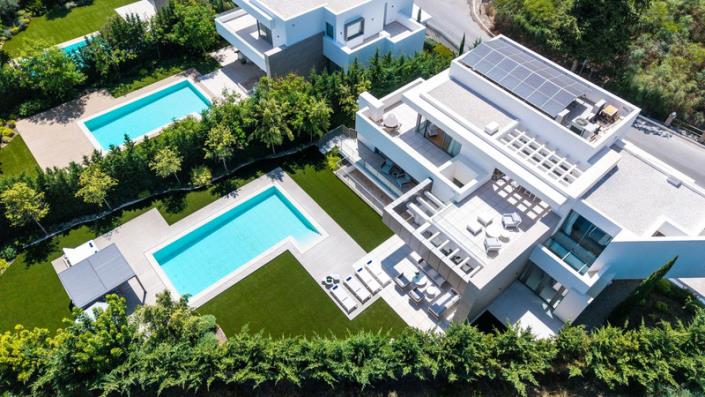 Image No.39-5 Bed Villa / Detached for sale