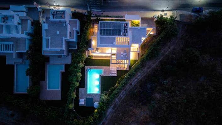 Image No.42-5 Bed Villa / Detached for sale