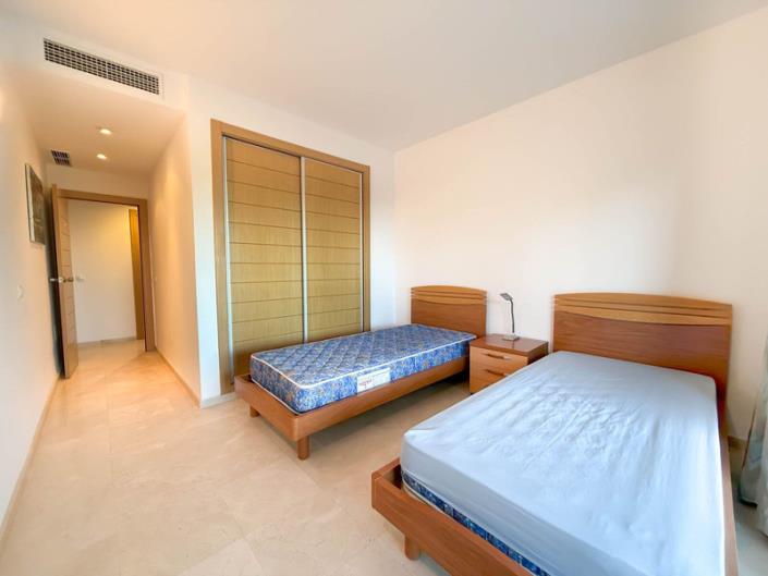 Image No.18-3 Bed Apartment for sale