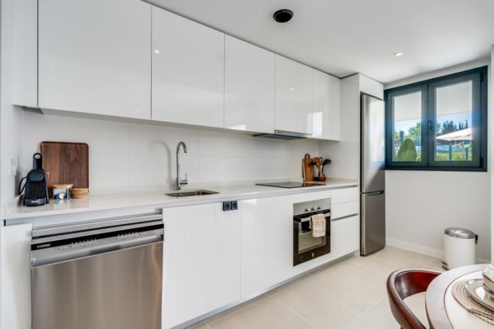 Image No.14-2 Bed Apartment for sale