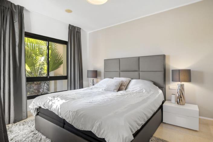 Image No.12-2 Bed Apartment for sale