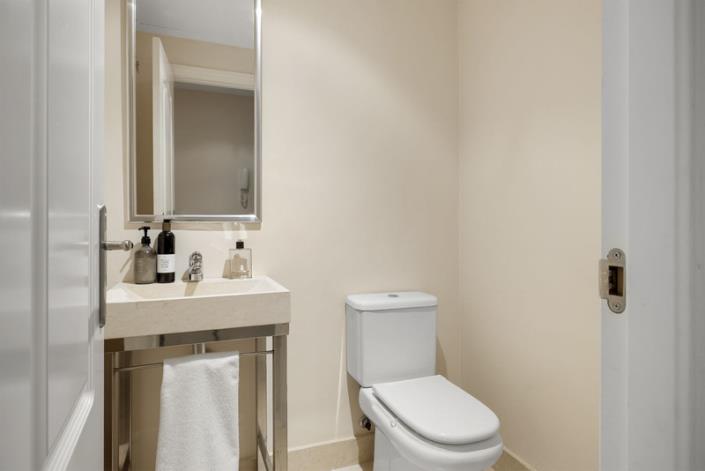 Image No.18-2 Bed Apartment for sale