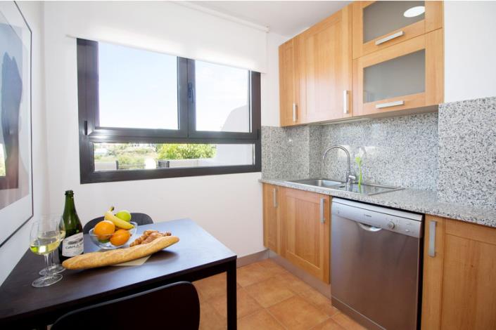 Image No.25-2 Bed Apartment for sale