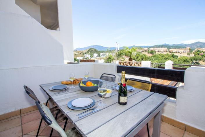 Image No.31-2 Bed Apartment for sale