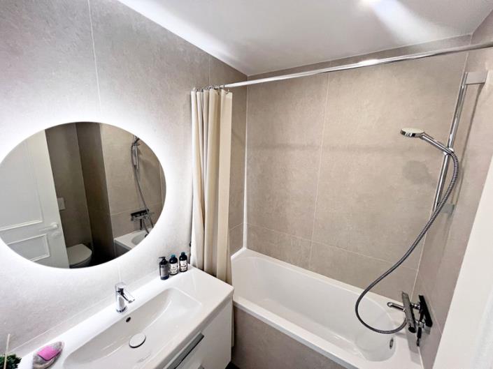 Image No.11-2 Bed Apartment for sale