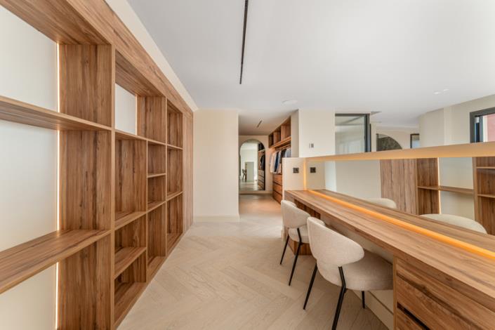 Image No.10-4 Bed Penthouse for sale