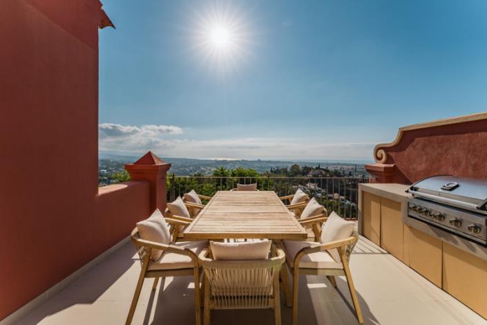 Image No.26-4 Bed Penthouse for sale