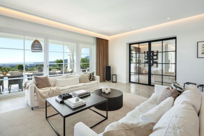 Image No.6-7 Bed Villa / Detached for sale