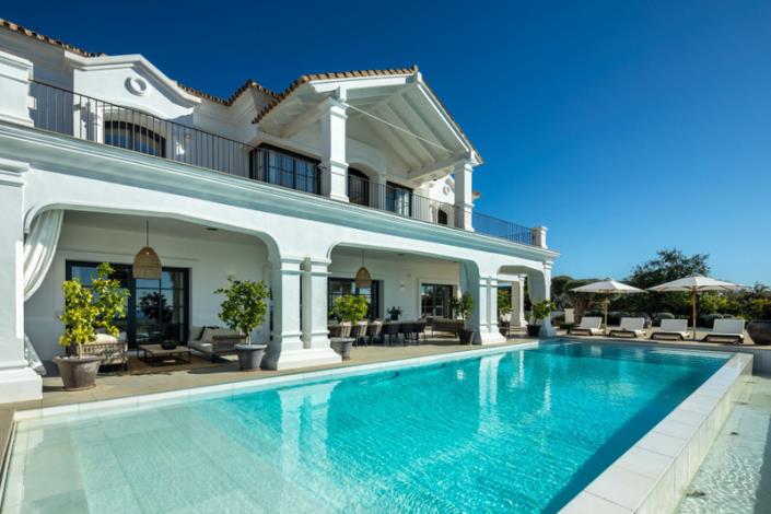 Image No.8-7 Bed Villa / Detached for sale