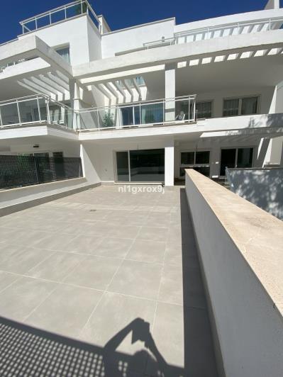 Image No.3-Appartement de 2 chambres à vendre à Benahavis