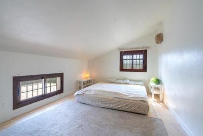 16-ec67b526875bf0124b6ce4328a754439