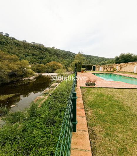 Image No.2-5 Bed Villa / Detached for sale