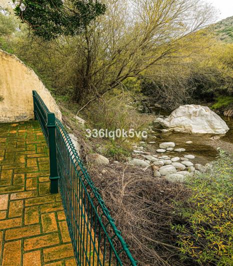 Image No.10-5 Bed Villa / Detached for sale