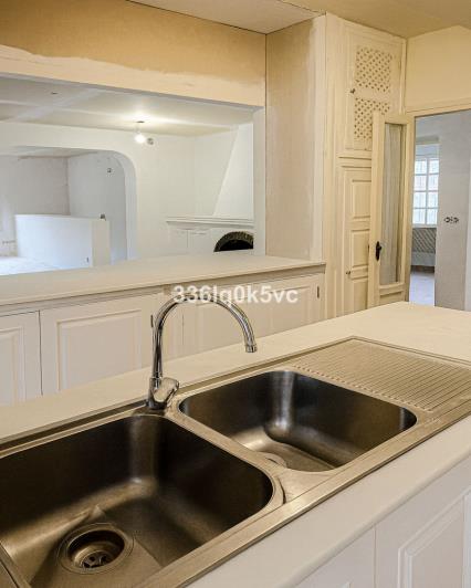 Image No.12-5 Bed Villa / Detached for sale