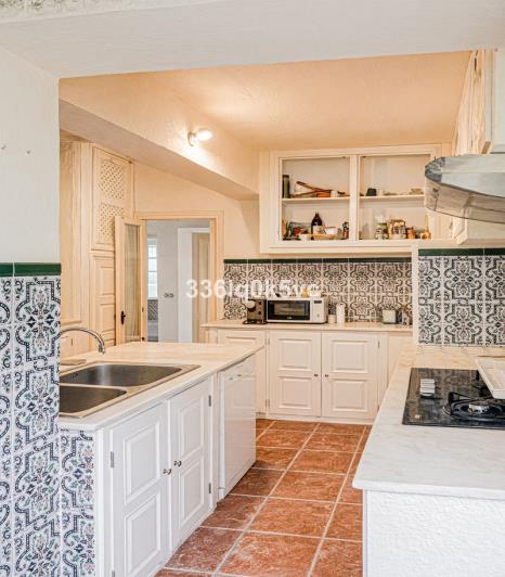 Image No.13-5 Bed Villa / Detached for sale