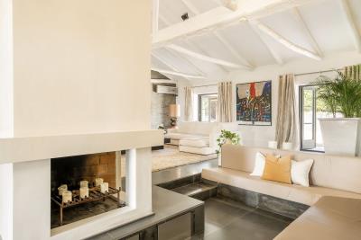 13-5fd73dea700db77384c091ca9818b1a9