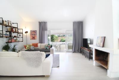 8-e64a9055bba3e77ac8aca3b893cdf826