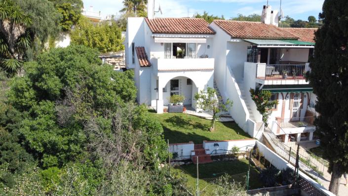 Image No.17-3 Bed Semi-Detached for sale