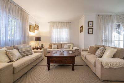 7-aa4cc561180b369757c0bb4af9886cd3