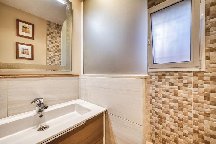 Image No.26-4 Bed Villa / Detached for sale