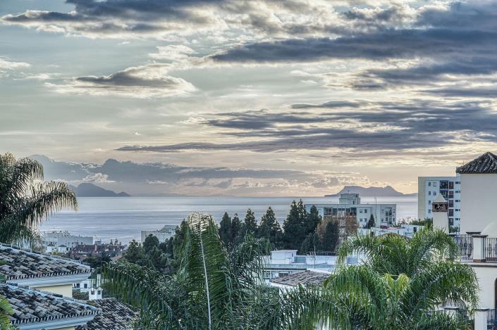 Image No.40-4 Bed Villa / Detached for sale