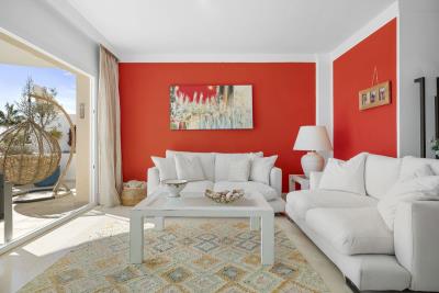 11-20939a0134ad724a8cb2a801094d15a4