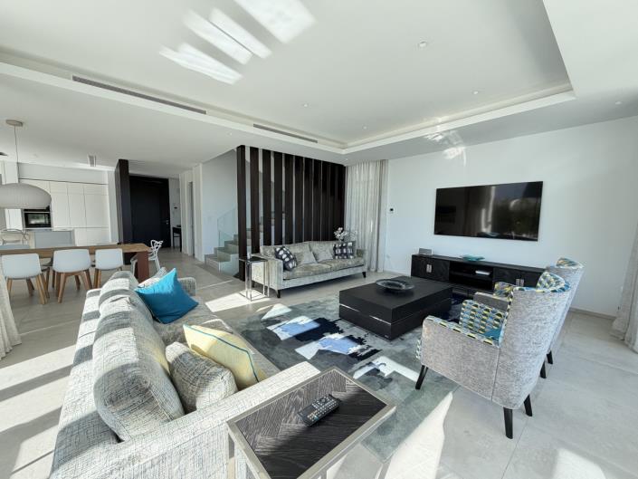 Image No.3-4 Bed Villa / Detached for sale