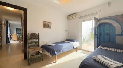 8-e64a9055bba3e77ac8aca3b893cdf826