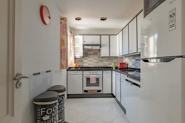 Image No.19-3 Bed Apartment for sale